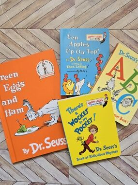 ​Dr. Seuss Children’s Book Lot of 4 Hardcover & Mini Board Books